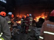 Gudang Rongsokan Habis Dilalap Si Jago Merah