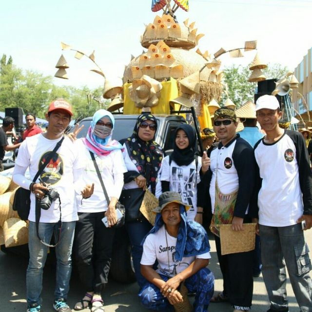 19bb4ad1958a6b57ee616ca72eca6f1f