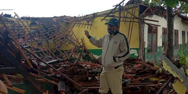 image_750x_6029fbe1bf59b