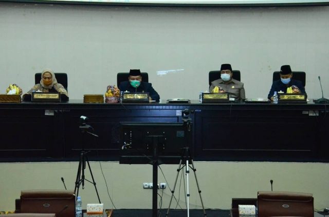 992f7ca3-7c24-479f-a178-f91eb50a6145