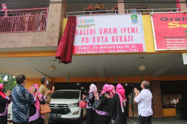 f1b681f7-c7e5-415a-b518-36481c39df00