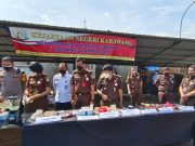 Kejari Karawang Musnahkan Barang Bukti Kejahatan