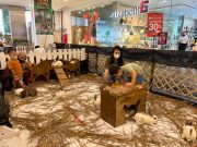 Sambut Libur Lebaran, Mal Galuh Mas Karawang Hadirkan Mini Zoo dan Imah Jurig