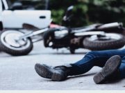 Penuh Lubang, Jalan Akses Rengasdengklok Kembali Memakan Korban