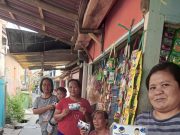 Keren! NasDem Karawang Bagikan Ribuan Tempe Gratis untuk Warga