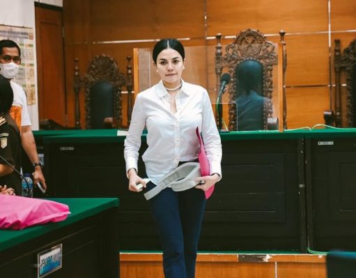 Saksi Korban Tak Pernah Hadir, Nikita Mirzani Divonis Bebas