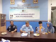 Kantor Imigrasi Karawang Pulangkan Huang Che Ming ke Taiwan