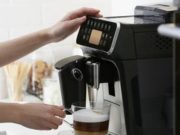 Dinkop Karawang Bagikan Ratusan Unit Alat Usaha untuk Wirausahawan