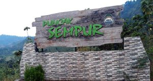Wisata Alam puncak Sempur