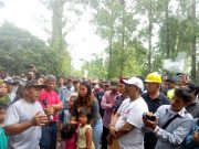 Ratusan Warga Ciampel Karawang Geruduk PT Pindo Deli Imbas Kebocoran Gas Kaustik Soda