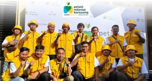 Petani milenial karawang