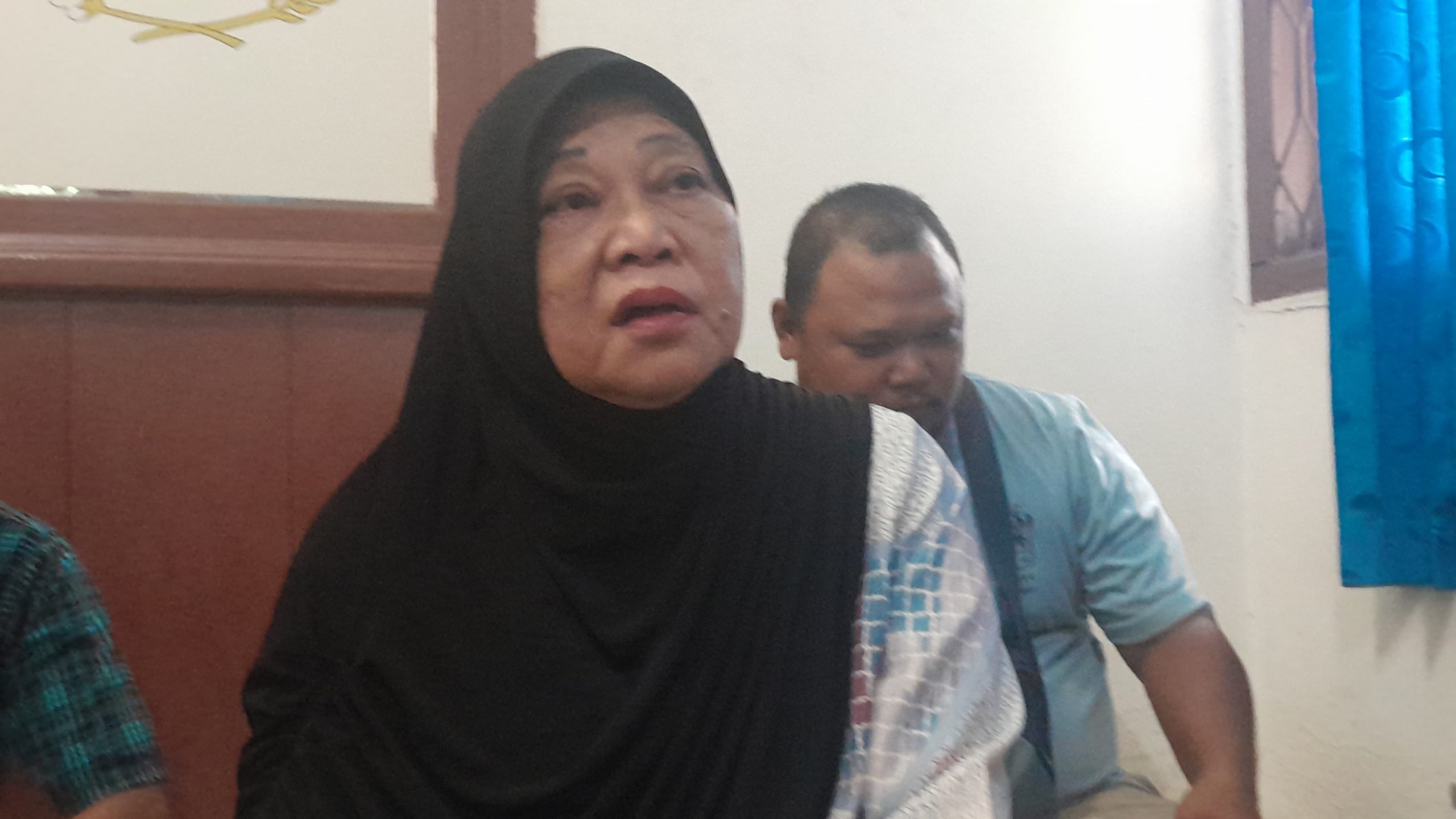 Henny rumahnya di karawang