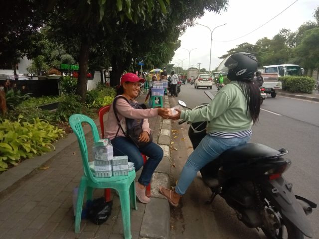 Penukaran uang baru karawang