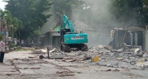 Bangunan liar Karawang