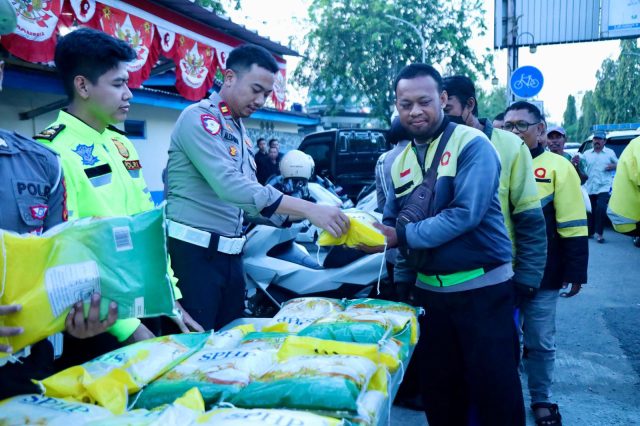 Voucher beras polres karawang