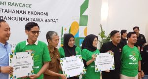 Sekolah Tani Karawang