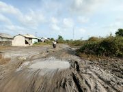 Penyelamat Nyawa di Pesisir Karawang: Kisah Yati Memerangi TBC di Cibuaya Pesisir utara karawang