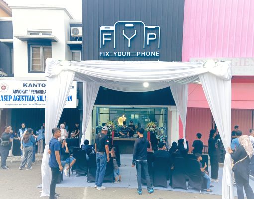 FYP Buka Gerai Baru di Galuh Mas Karawang, Ada Promo Gratis Servis iPhone