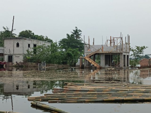 Rumah panggung desa karangligar