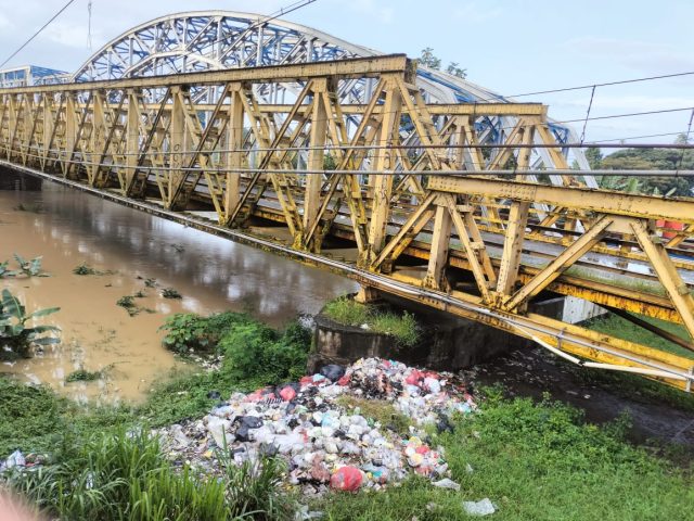 IMG-20260131-WA0006 Sampah sungai Citarum