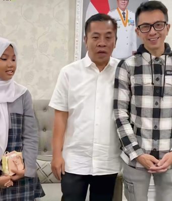 Aksi Empati, Sifa Korban Kecelakaan Kontainer Terima Cincin Pengganti Toko emas 88 karawang