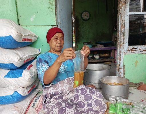Jajanan tradisional Karawang