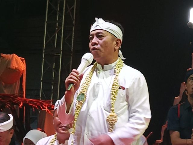 Kirab Mahkota Binokasih